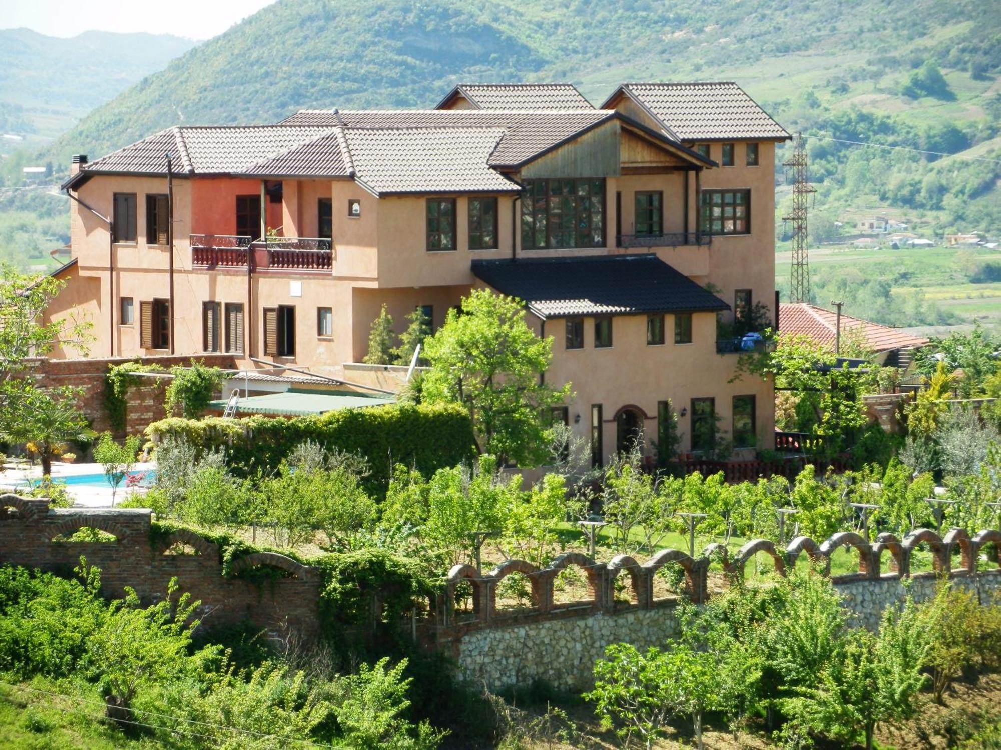 Villa Mugs Laknas Exterior photo